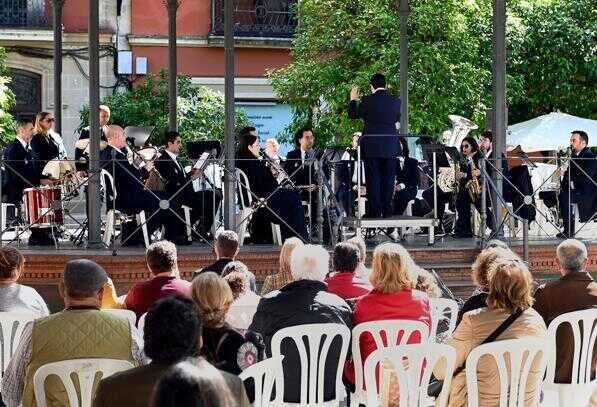 Suspendido el rastrillo en Jerez y trasladado el concierto de la Banda Municipal por previsión de lluvia