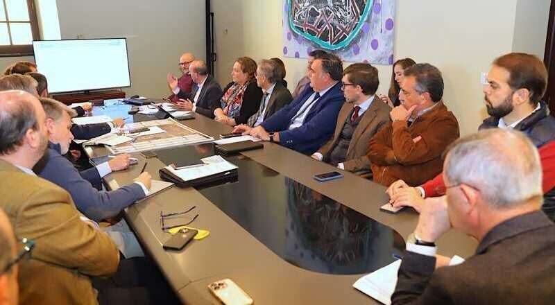 Jerez fomenta la vivienda asequible a través de una mesa de trabajo con promotores y una nueva aceleradora