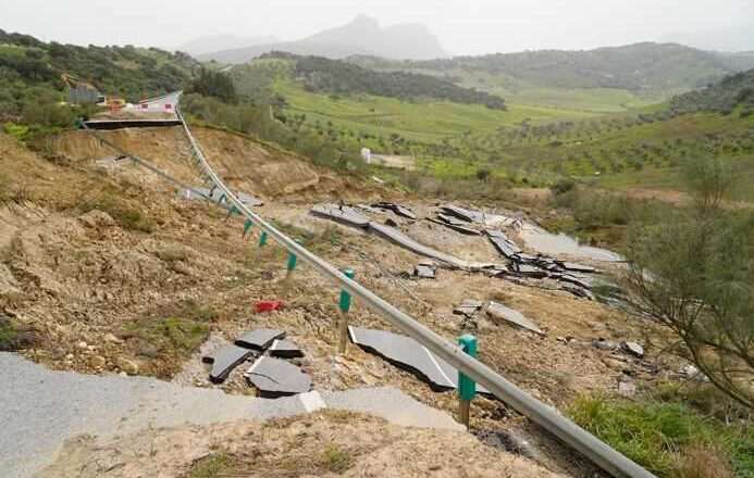 Inversión de diez millones para mejorar la carretera A-374 entre Algodonales y la Serranía de Ronda