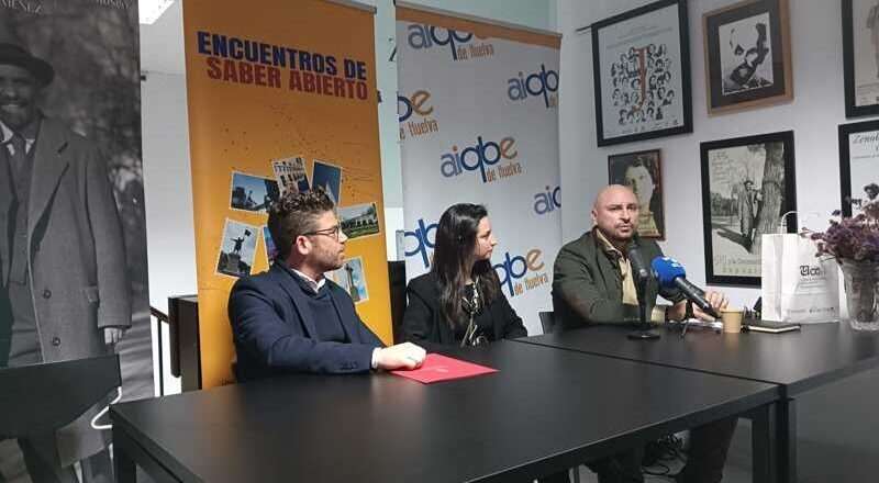 Fertilizantes personalizados y tecnologías agrícolas i
ovadoras destacan en el Encuentro de Saber Abierto en Moguer