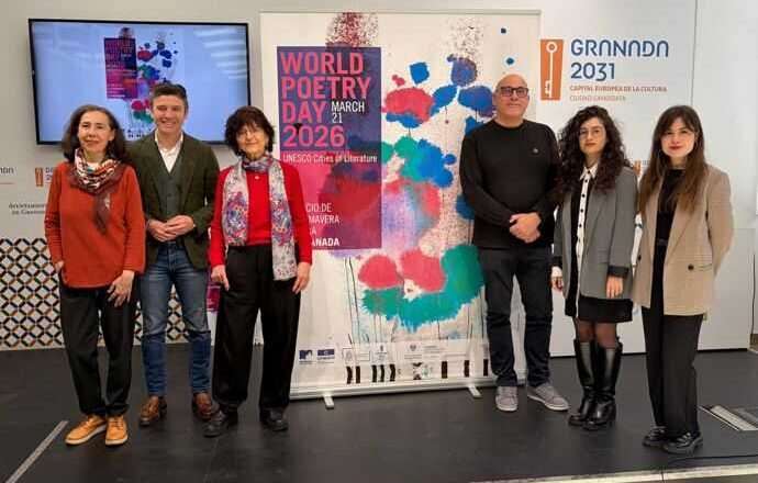 Cien poetas se unen para conmemorar el Día de la Poesía en un maratón literario en el Centro Lorca