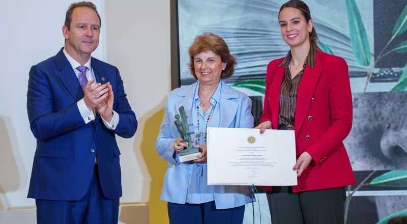Rocío Medina es galardonada con el Premio UNIA Concha Caballero
