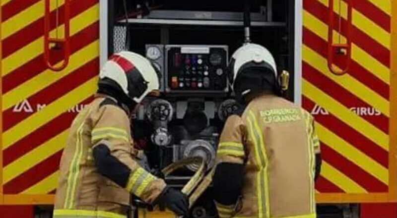 Incendio forestal en Los Guájares moviliza a dos helicópteros