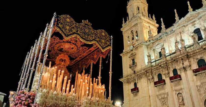 Sones rocieros al regreso al templo de la Estrella