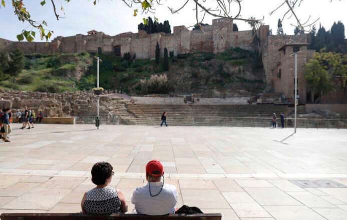 Más de 758.480 visitas a los Dólmenes, el Teatro Romano, Acinipo y Baños Árabes en el último año