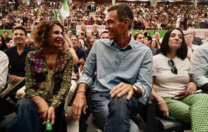 Sánchez planea asistir el domingo a su primer acto de precampaña en Gibraleón, Andalucía