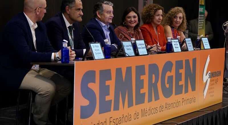 Sanz inaugura el 21 Congreso Andaluz de Médicos de Atención Primaria destacando la importancia de su labor