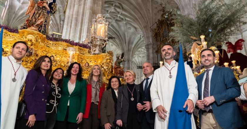 El presidente de la Diputación se une a las hermandades de Macarena y Prendimiento