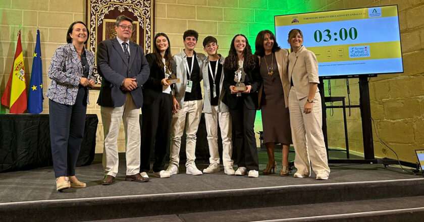 120 alumnos de Andalucía participan en el V Torneo de Debate Educativo