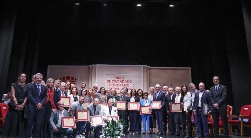 Marbella homenajea a 17 habitantes por su aporte al desarrollo social, cultural y empresarial del municipio