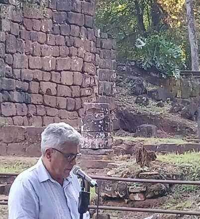 El I Festival Mirando a Poniente será el escenario para la presentación de ‘Leyendas en dos lenguas’, de Juan Ramón Fariña
