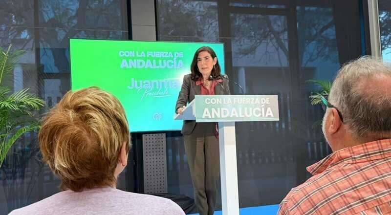 Blanco resalta la importancia del empleo femenino en Andalucía junto a Moreno, enfatizando que esta legislatura se centra en las mujeres