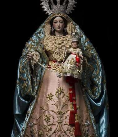 Robo de joyas a la Virgen del Rosario, patrona de El Palo en la capital