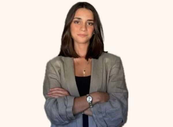 Angela Cantizano: Especialización jurídica para Fuerzas Armadas y Guardia Civil