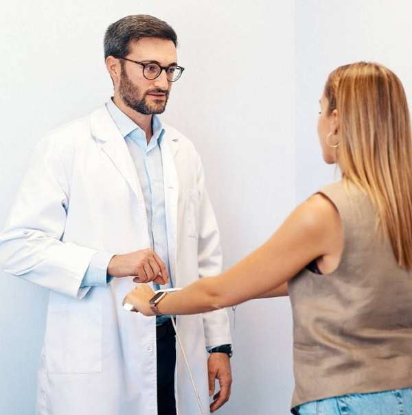 Dr. Fernando García Pérez-Sevillano Endocrino y Nutrición Huelva