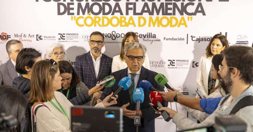 Encuentro de diseño, artesanía y empresariado en el I Congreso Profesional de Moda Flamenca ‘Córdoba DModa’ en el Palacio de la Merced
