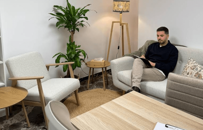 Psicología con JV: un espacio cercano para cuidar la salud mental en Jaén