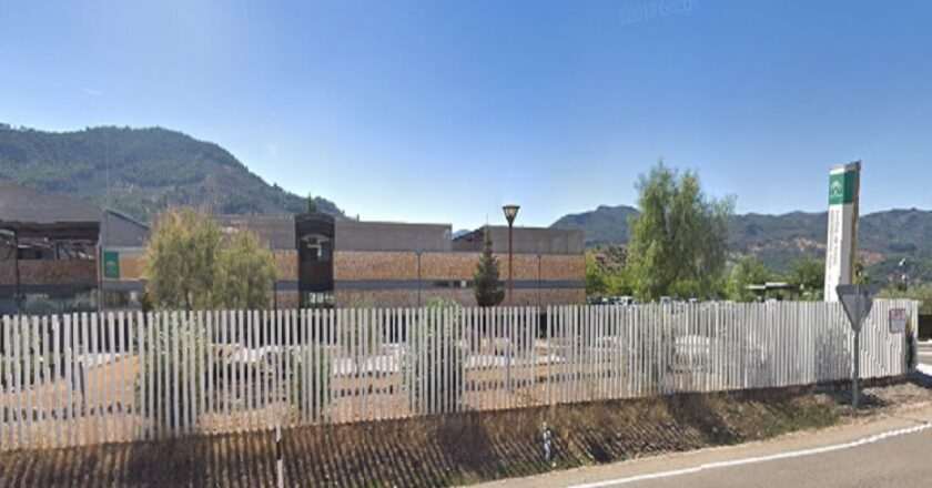 Grave herido en incendio de vivienda en Puente de Génave, Jaén