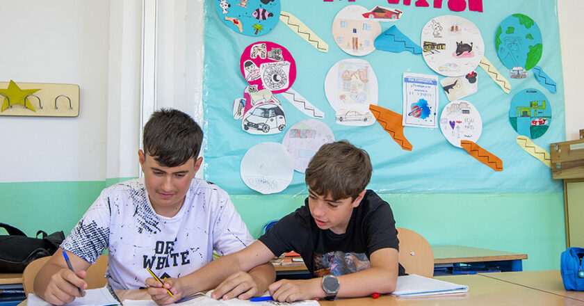 Centros educativos como espacios de aprendizaje sostenible a través de Ecoescuela y Aulas Verdes