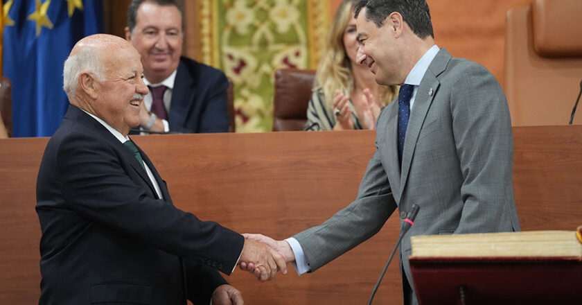 Andalucía comienza su XIII Legislatura con la constitución del Parlamento y la elección de la Mesa