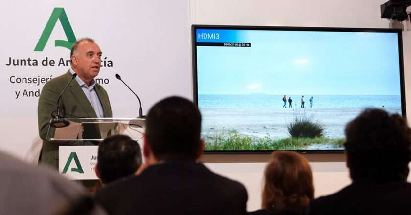 Andalucía capacita a alrededor de 5.000 profesionales del turismo en habilidades digitales con el programa ‘Elevate’