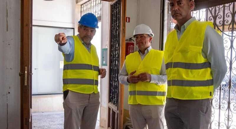 Tu Diputación Invierte asigna cerca de 250.000 euros para modernizar el Ayuntamiento de Zufre