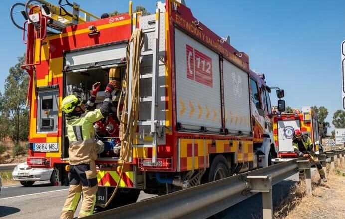 Consorcio de Bomberos solicita acceso a agua de piscinas en situaciones de emergencia por incendios