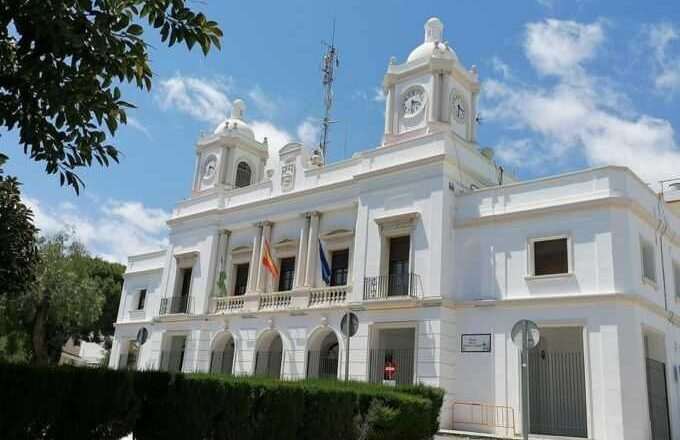 El alcalde de Barbate considera un «error» el rechazo del Gobierno a la aportación de arena o un dique en Los Caños
