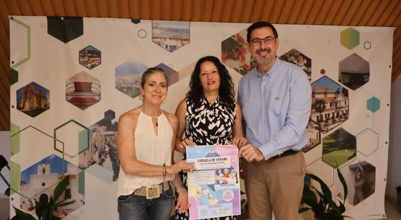 Mijas lanza nuevamente la escuela de verano en el colegio Tamixa para apoyar la conciliación familiar
