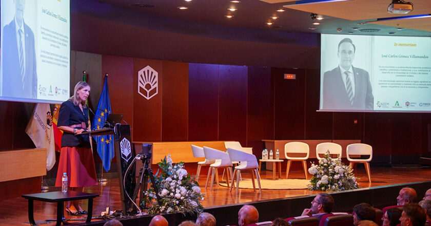 La Junta destaca la apertura de Villamandos al diálogo y consenso, así como su impulso a la innovación en Defensa