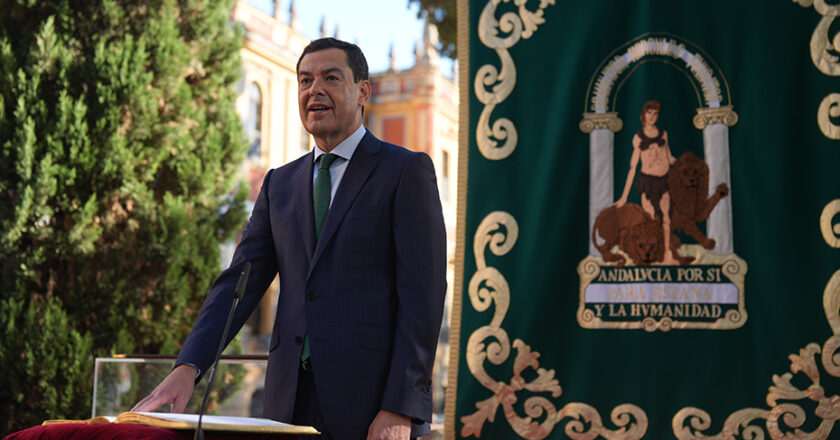 Moreno asume la presidencia de la Junta y reafirma su compromiso con la vía andaluza