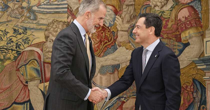 Moreno se reúne con Felipe VI en Zarzuela para abordar el presente y futuro de Andalucía