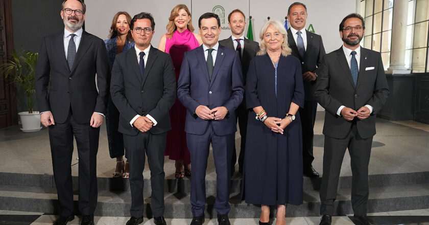 Moreno aboga por la continuidad de la vía andaluza en cada provincia con mayor diálogo, rigor y empatía