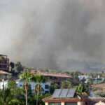 Incendio en Benahavís extinguido tras el desalojo de más de 2.000 vecinos y la declaración de fase de emergencia