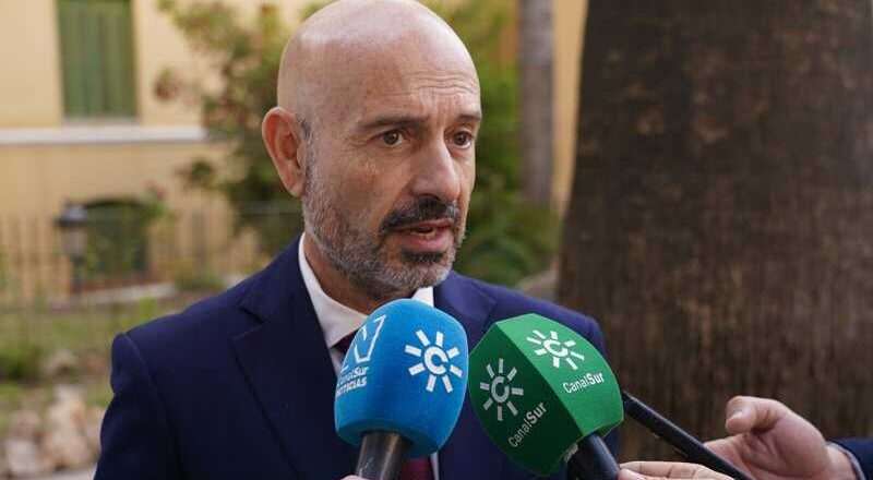 Subdelegado asegura que se avanza en la mejora de la movilidad y solicita al PP más acción y menos pancartas