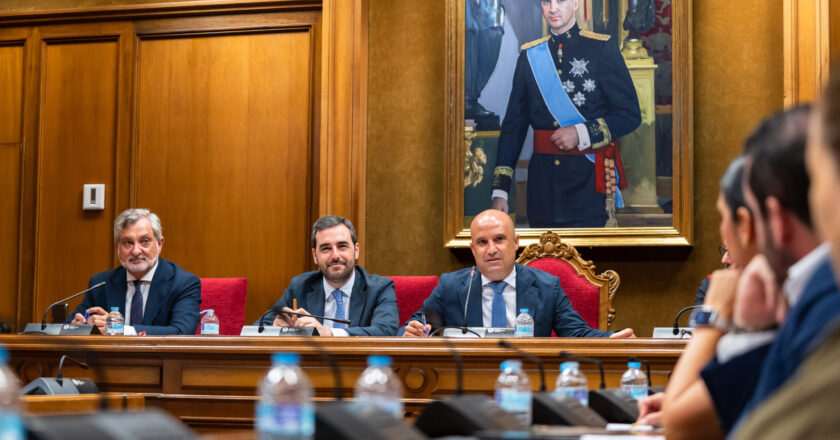 Aprobación de más de 4,5 millones de euros para inversiones y ayudas a las localidades