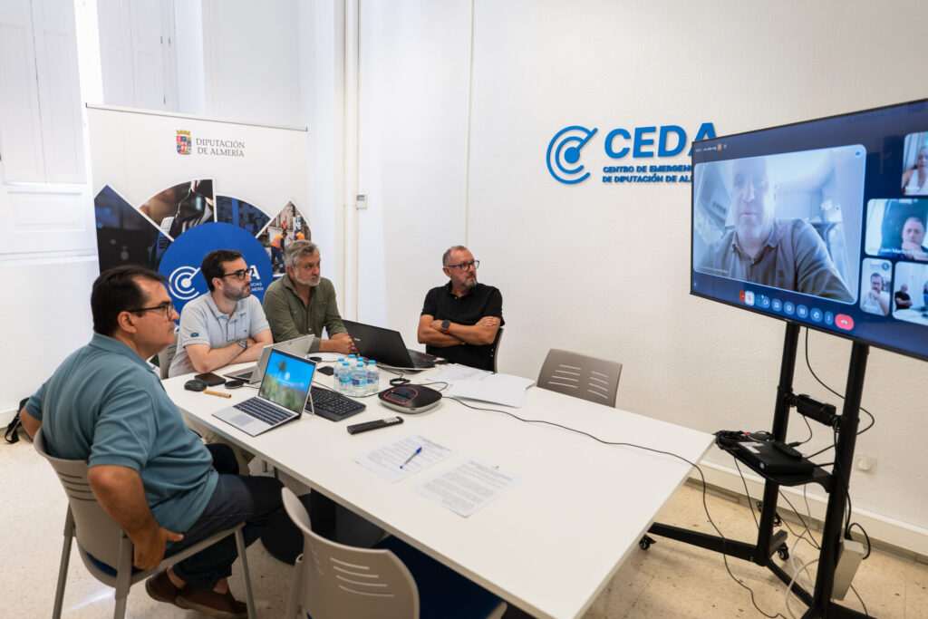 La Diputación colabora con los ayuntamientos para la reconstrucción de áreas dañadas por el incendio