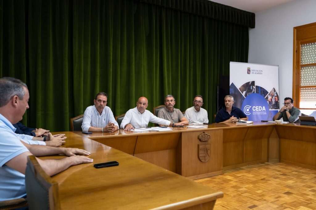 Diputación comienza la reconstrucción de los pueblos afectados por el incendio a través del CEDA