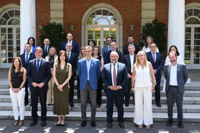 Nueva Junta Rectora de CRUE se encuentra con el presidente del Gobierno en La Moncloa