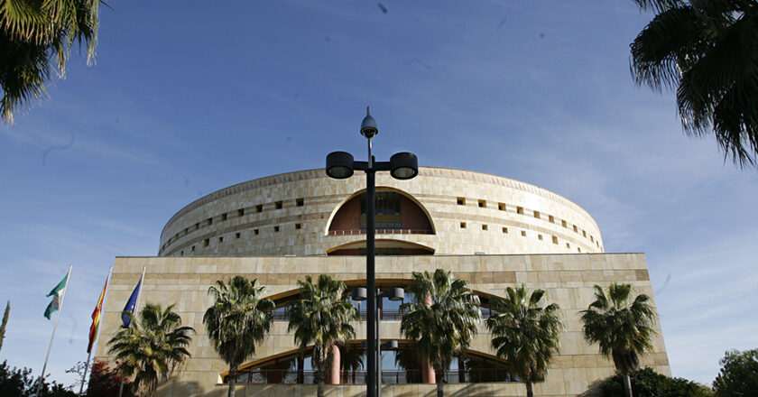 Andalucía destina 120 millones a la modernización de 22 edificios públicos y a la mejora de su eficiencia energética