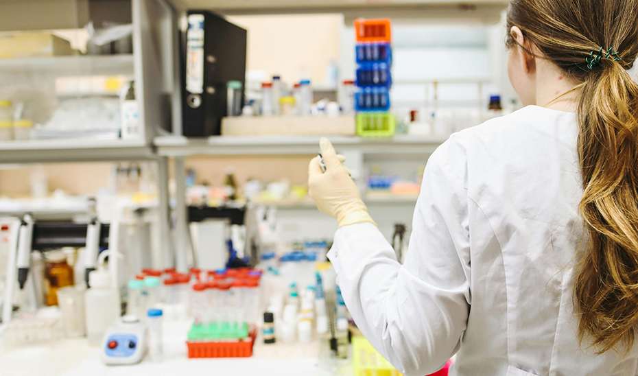Casi 1.600 profesionales formados por el Biobanco de la sanidad pública en cinco años