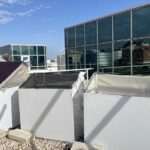 Paneles solares semitransparentes optimizan el microclima en invernaderos
