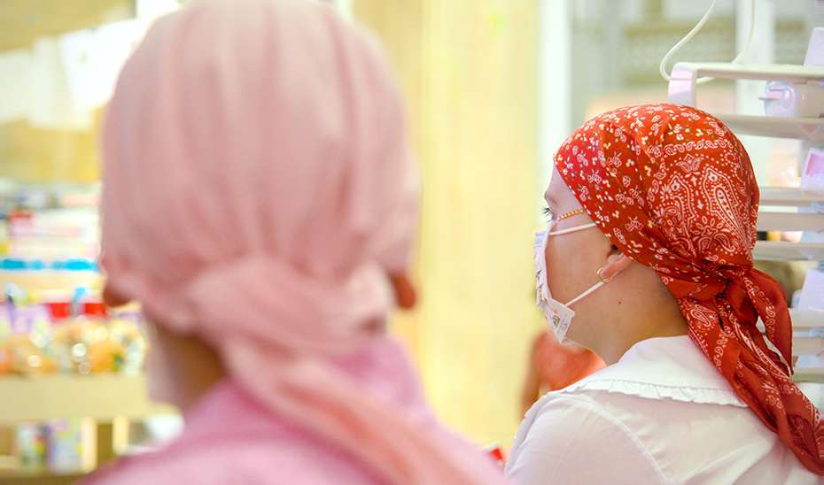 Andalucía establece una red autonómica para la atención a pacientes con cáncer infantil y adolescente