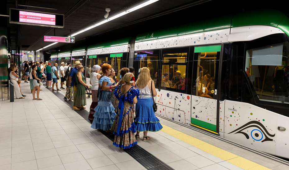 El Metro de Málaga alcanza más de 400.000 usuarios en la Feria, un 10% más que el año anterior
