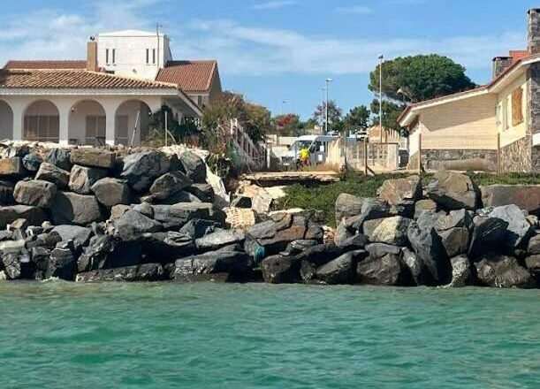 El alcalde de Punta Umbría expresa su preocupación por la falta de atención del Gobierno hacia la playa de El Portil