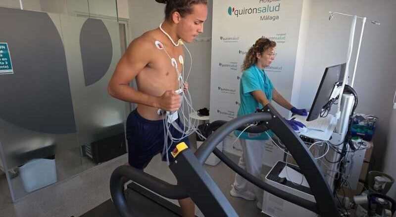 Trops Málaga Balonmano arranca la pretemporada con reconocimientos médicos en Quirónsalud Málaga