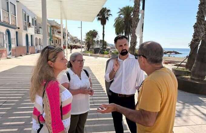 El PSOE denuncia la «catástrofe» que representa para Málaga el cierre de playas en plena temporada alta