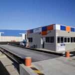 Delegación institucional recorre la nueva nave de cargas refrigeradas de PTP Group en La Cabezuela