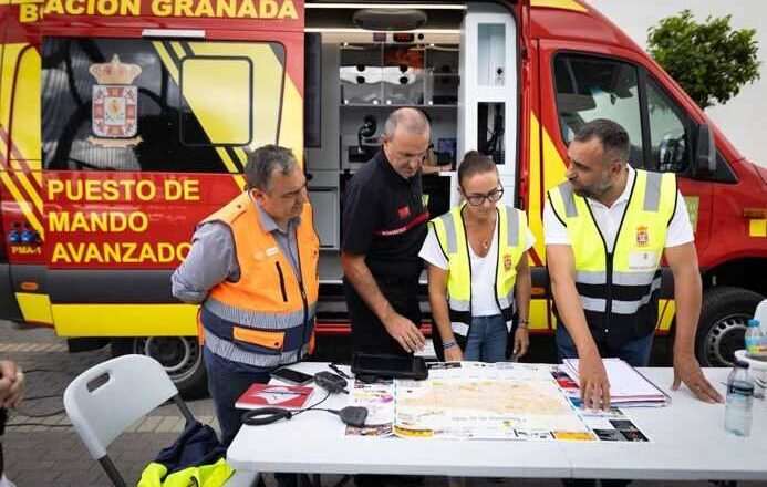 Bomberos llevan a cabo más de 220 intervenciones en Churriana tras los seísmos por riesgo de desprendimientos