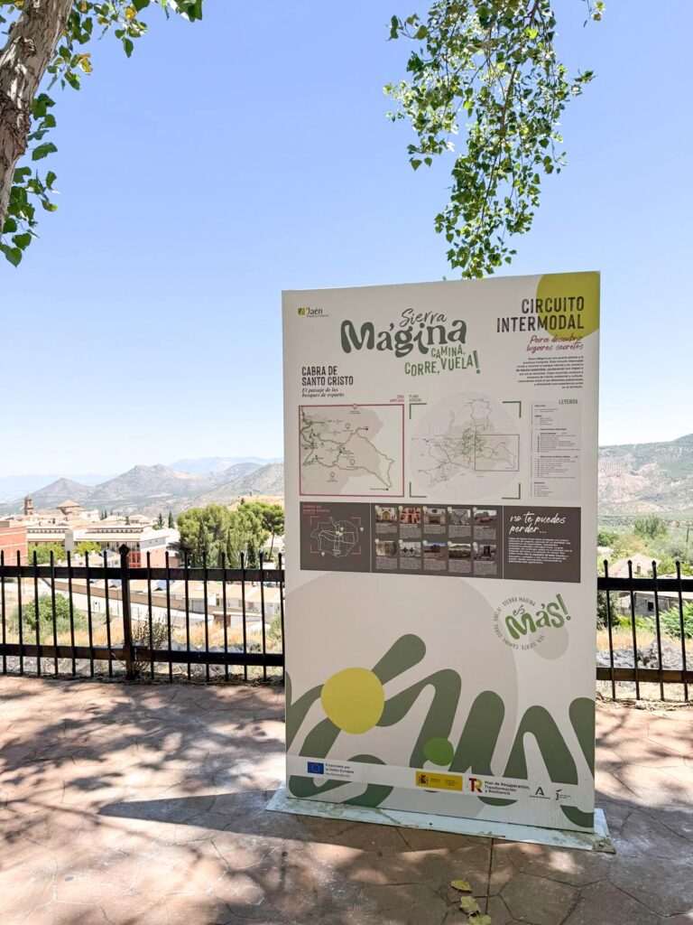 Diputación promueve la modernización del turismo en Sierra Mágina con la instalación de 16 paneles interpretativos y una nueva aplicación digital